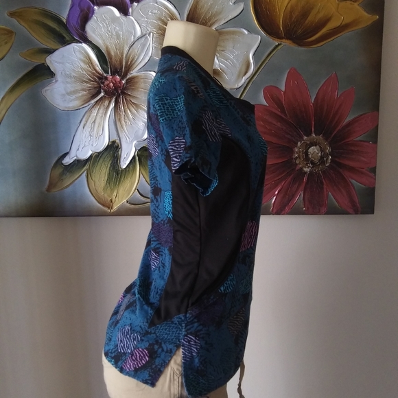 Scrub top - Picture 4 of 4